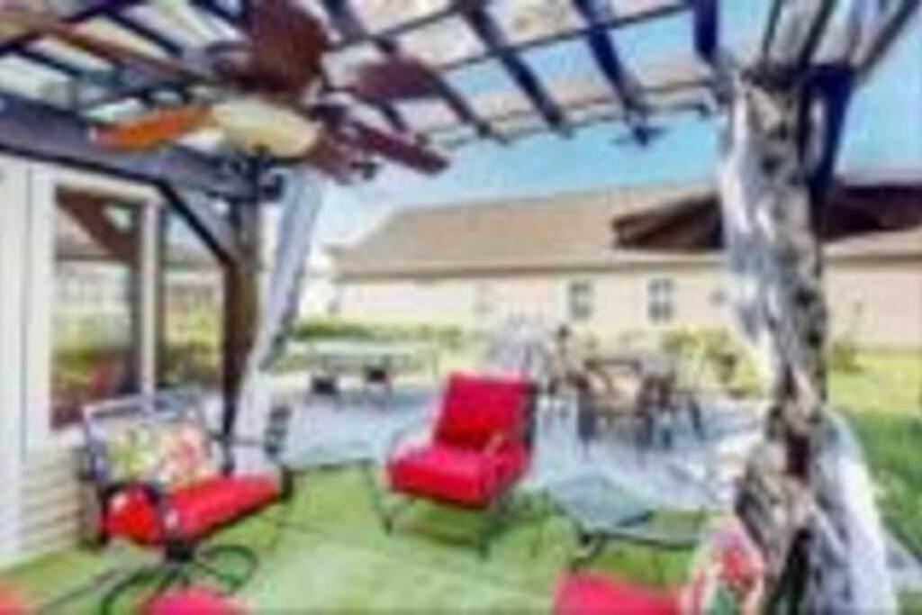 The Lucky Charm Villa Savannah Exterior photo